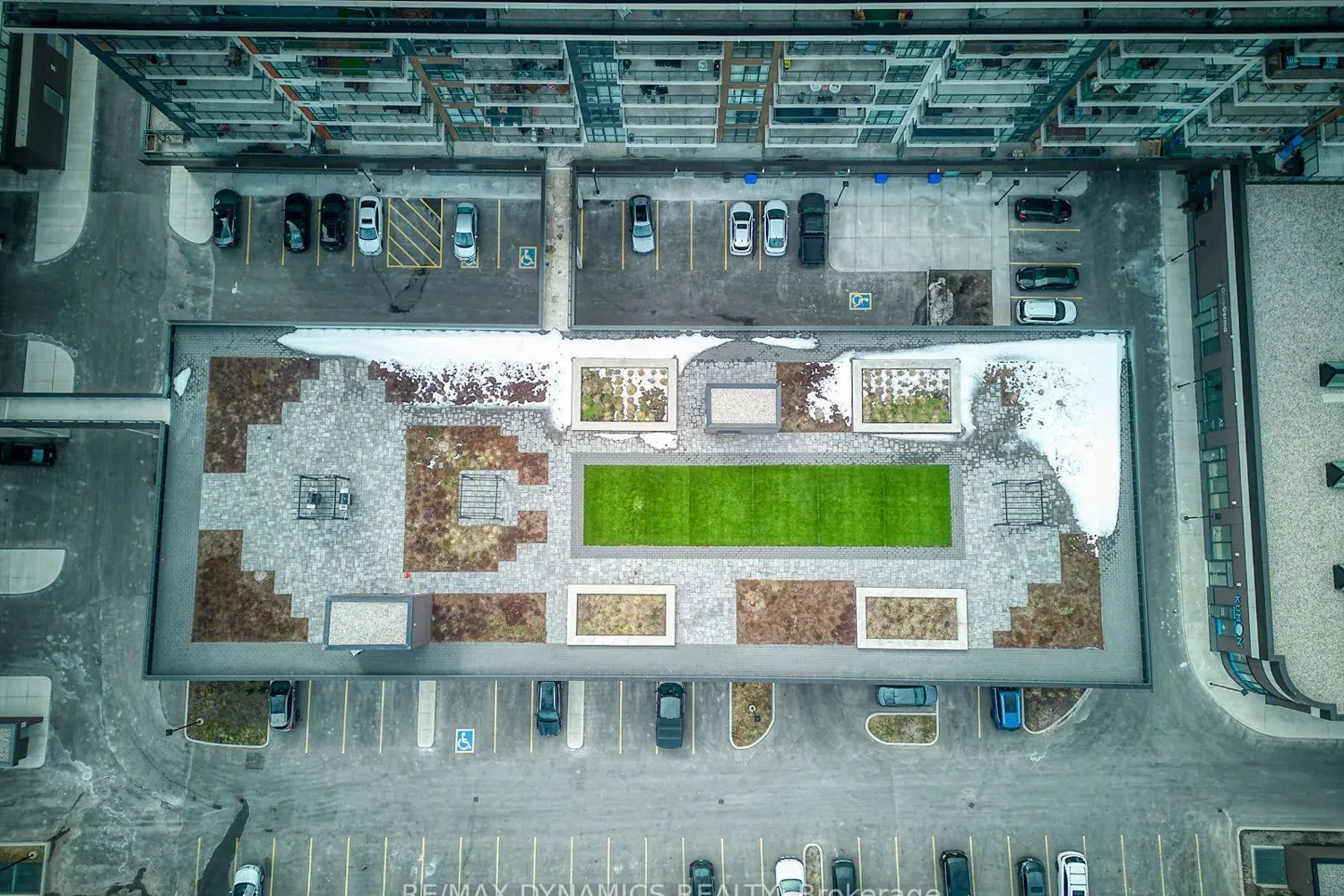 Additional image 15 of 550 North Service Road 407