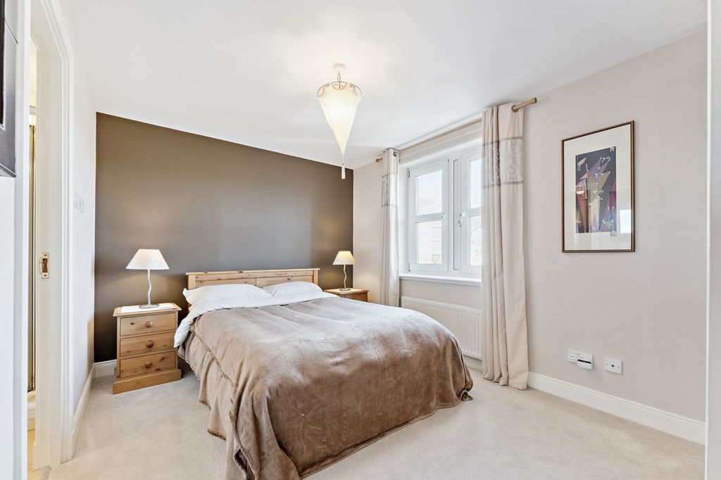 Additional image 17 of 3 bed flat for saleCrow Road, Flat 1/2, Broomhill, Glasgow G11