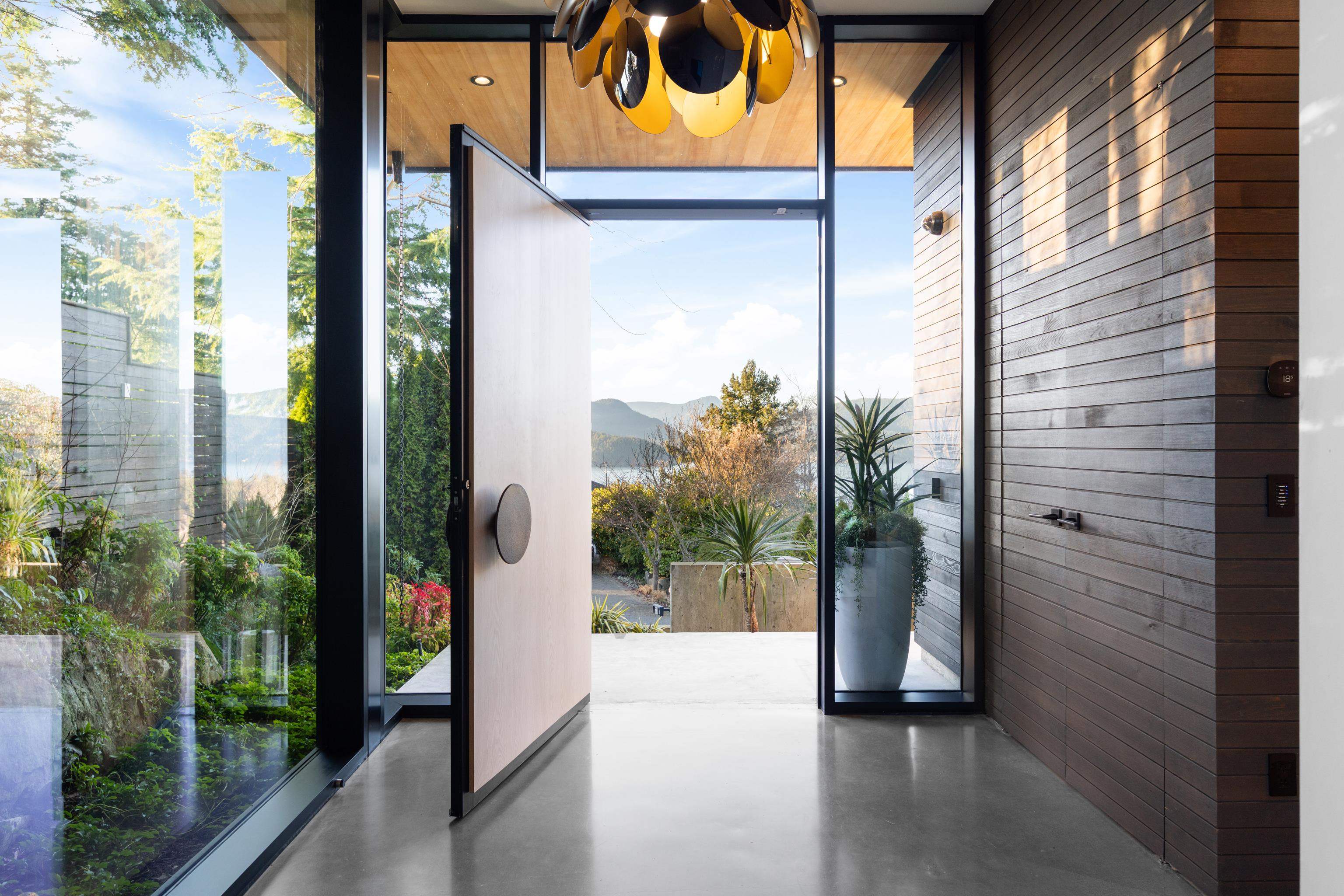 Additional image 2 of 6252 Overstone Drive, West Vancouver, BC, V7W 1X8