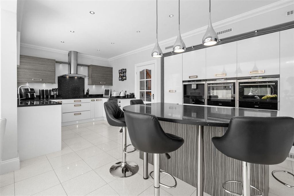 Additional image 23 of 6 bed detached house for saleWaterside Way, Hartlepool TS26