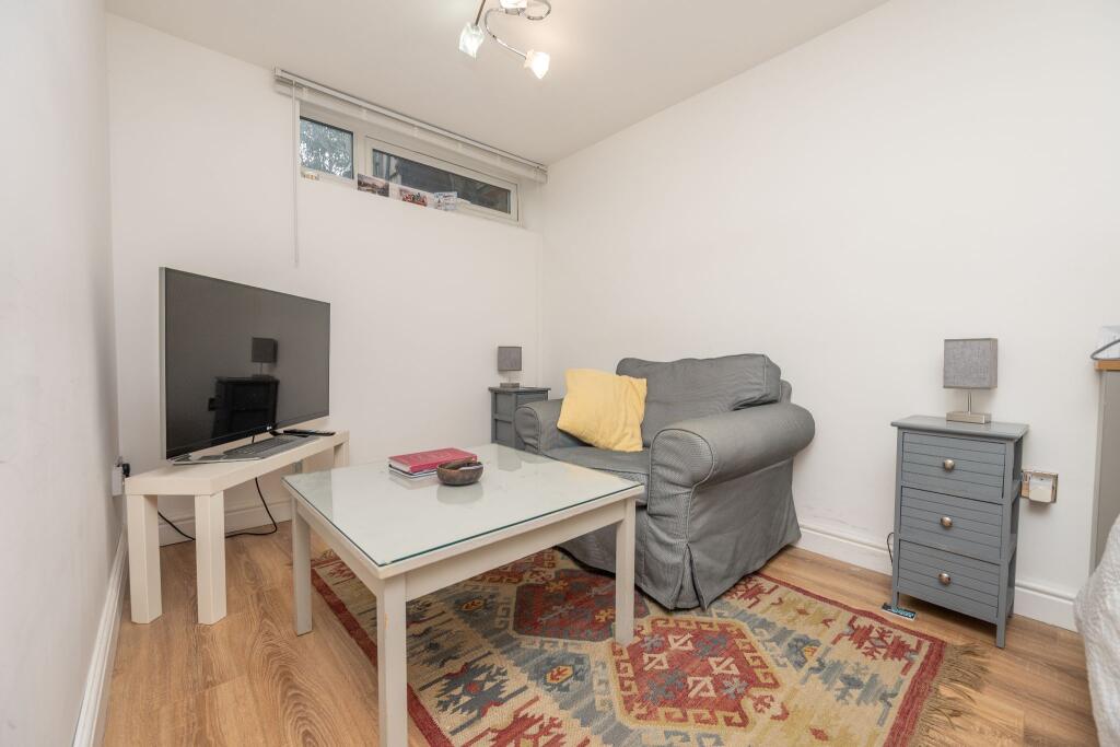 Additional image 11 of Henley Street, Alcester, B49