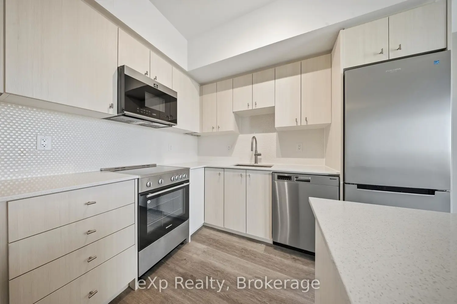 Additional image 11 of 15 Wellington Street 1810