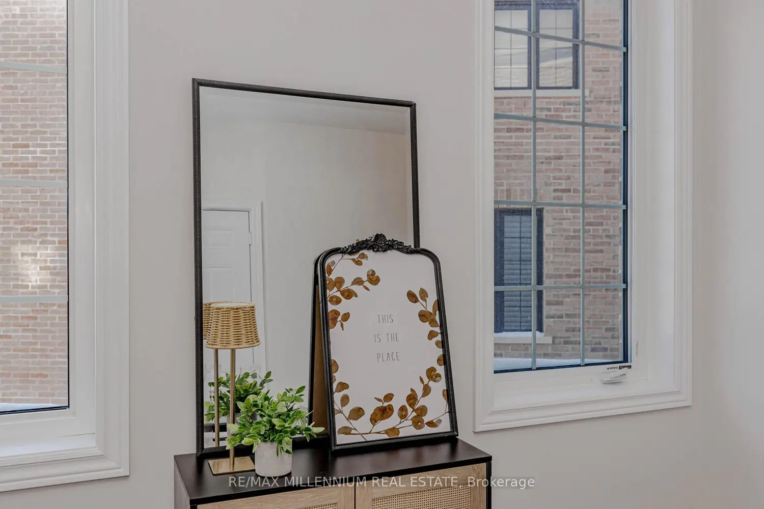 Additional image 4 of 25 Sapwood Crescent