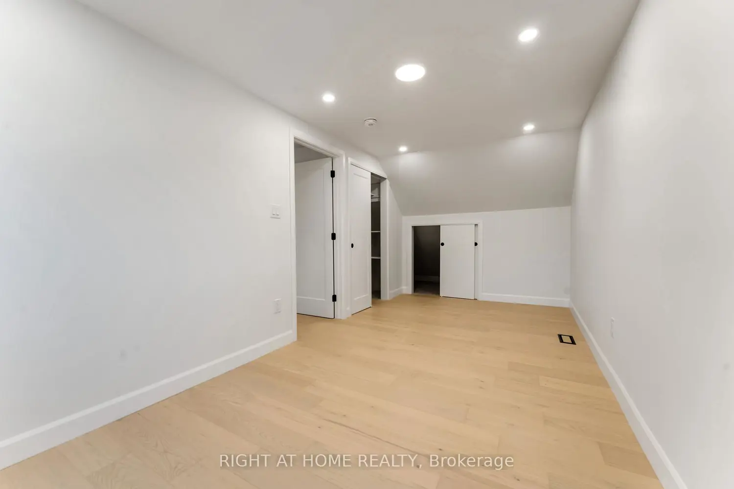 Additional image 7 of 2700 Priscilla Street