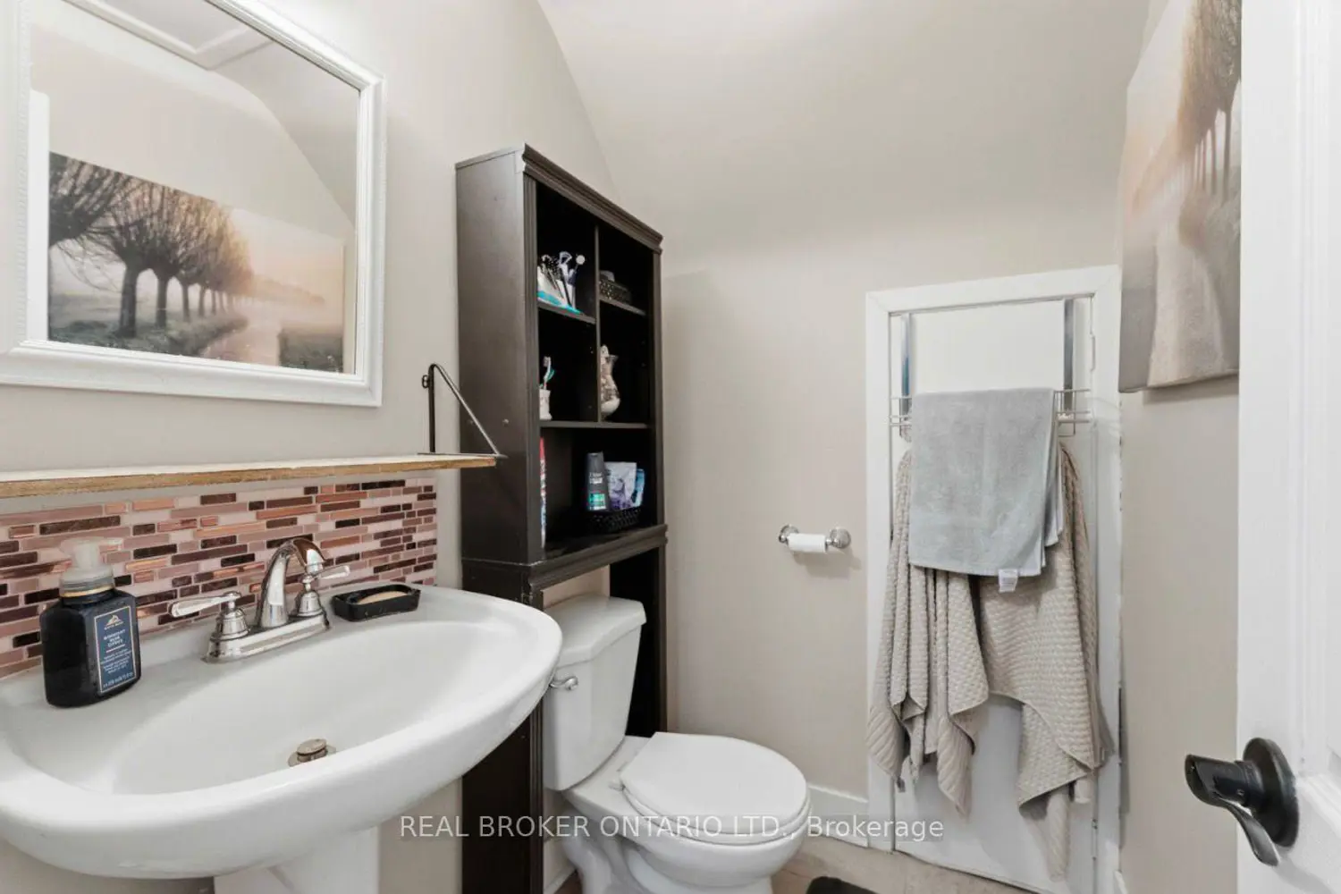 Additional image 17 of 182 East 33Rd Street