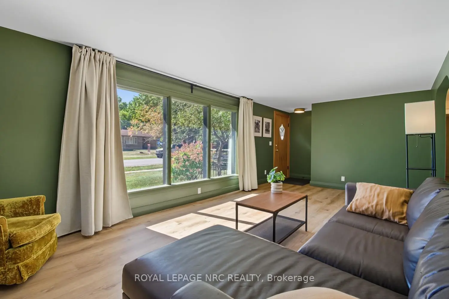 3754 Highland Drive photo 4