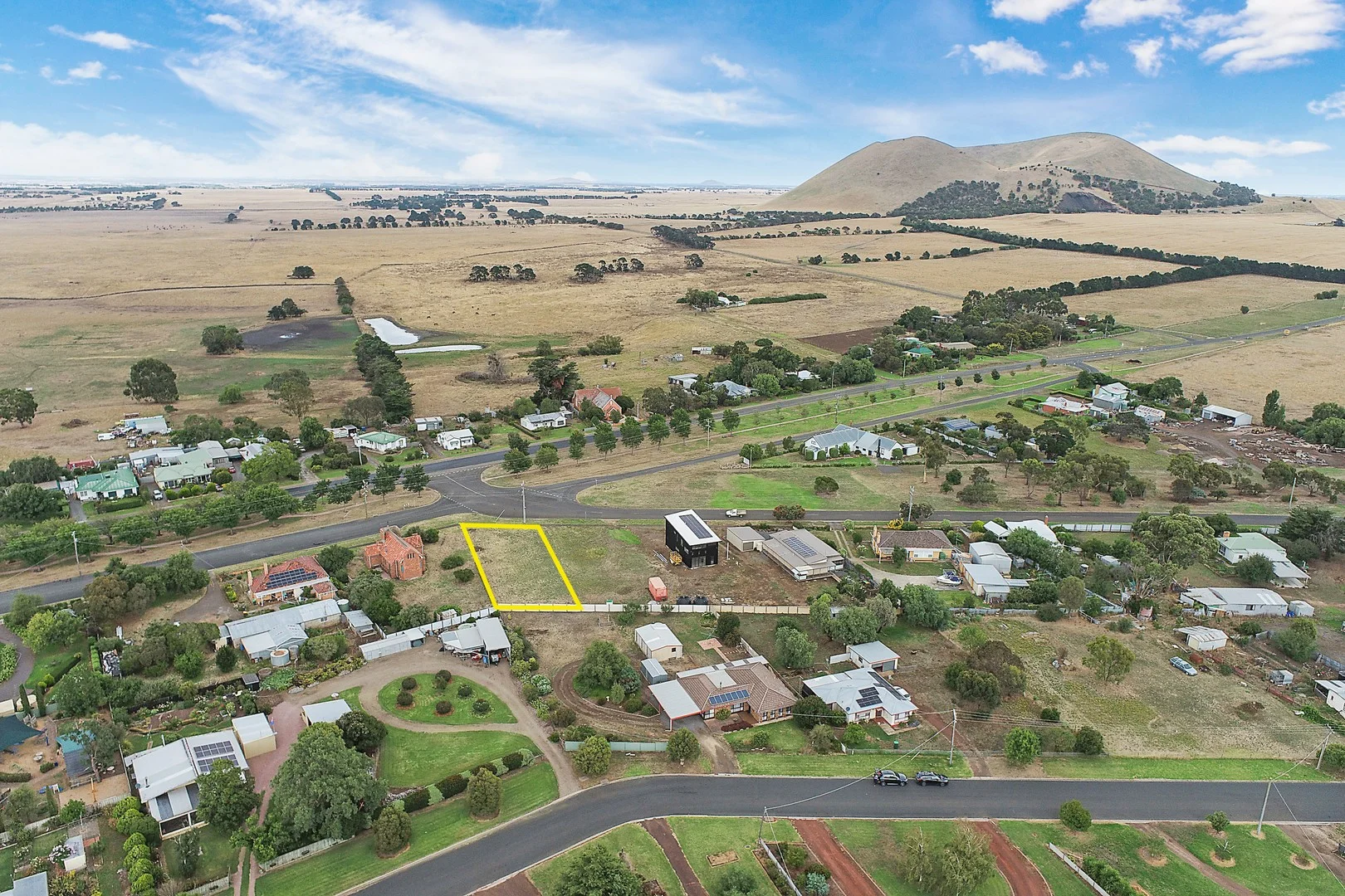 2 Chatsworth Road, Derrinallum VIC 3325