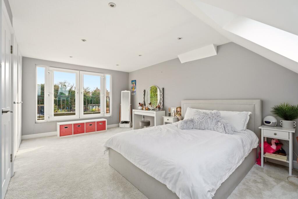 Additional image 9 of Tudor Road, Wheathampstead, St. Albans, Hertfordshire, AL4