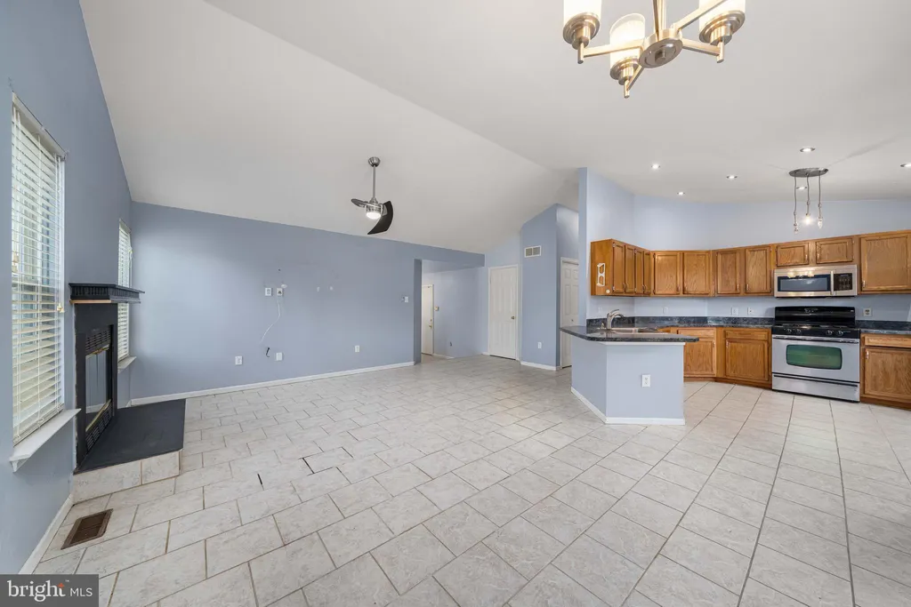 Additional image 13 of 21 Charles Drive, New Castle, DE 19720