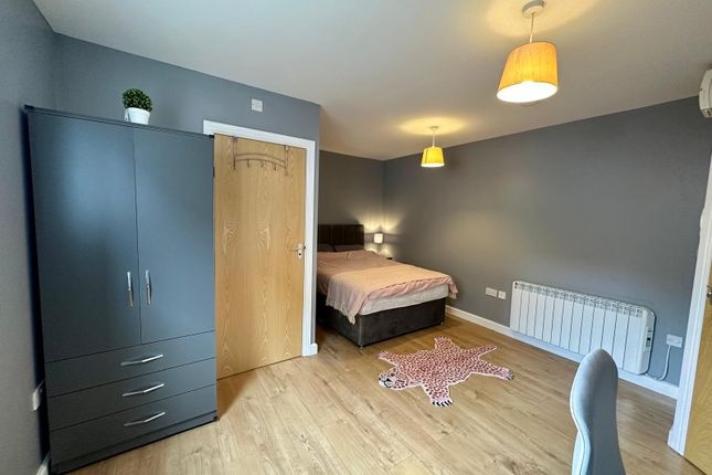 Room in a Shared House, Headingley Mount, LS6, N1 7GU