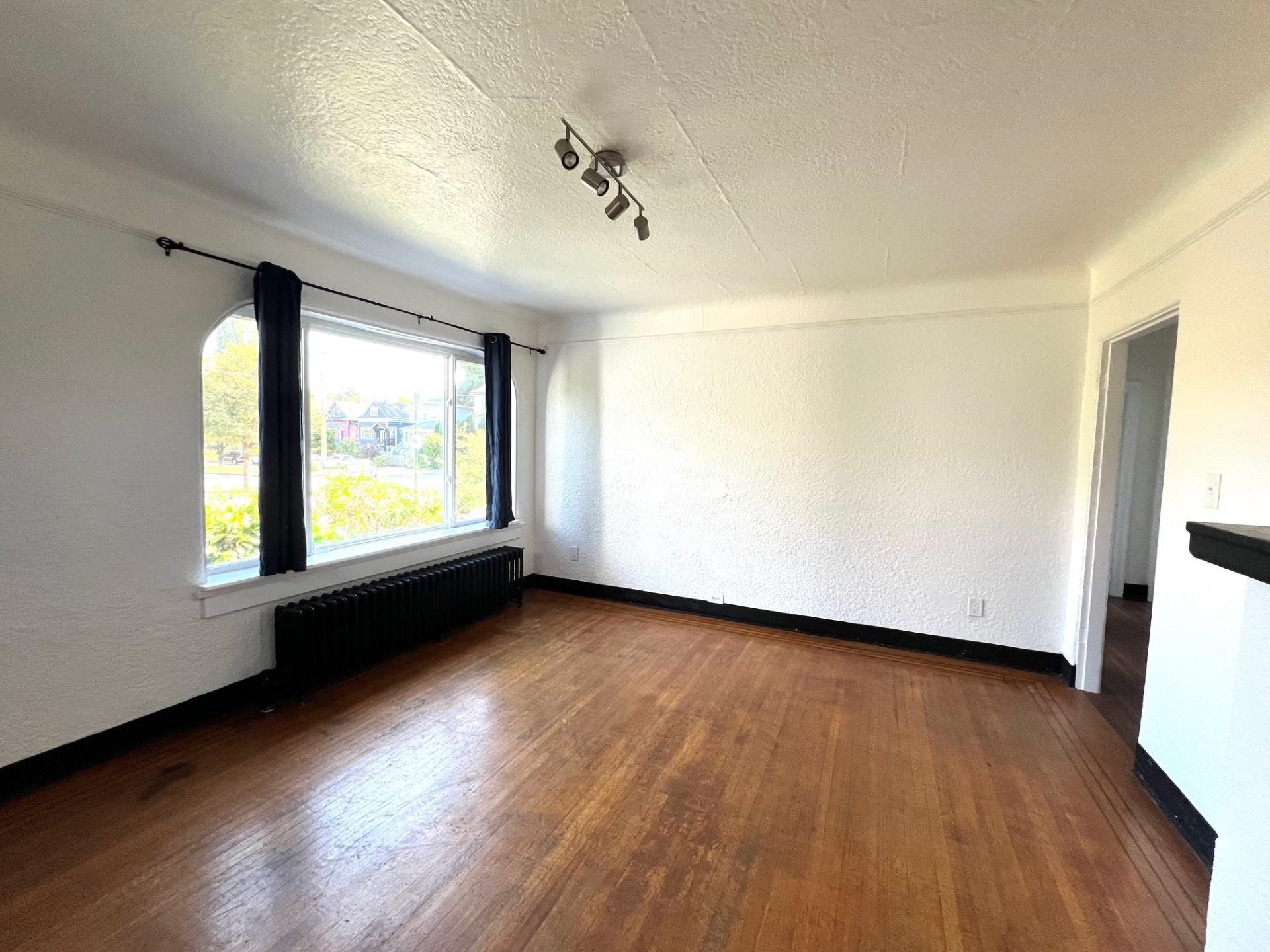 Additional image 3 of 465 Victoria Drive, Vancouver, BC, V5L 4C9