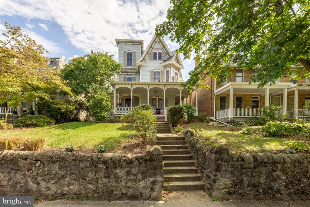 Additional image 2 of 3423 Oakwood Terrace NW, Washington, DC 20010