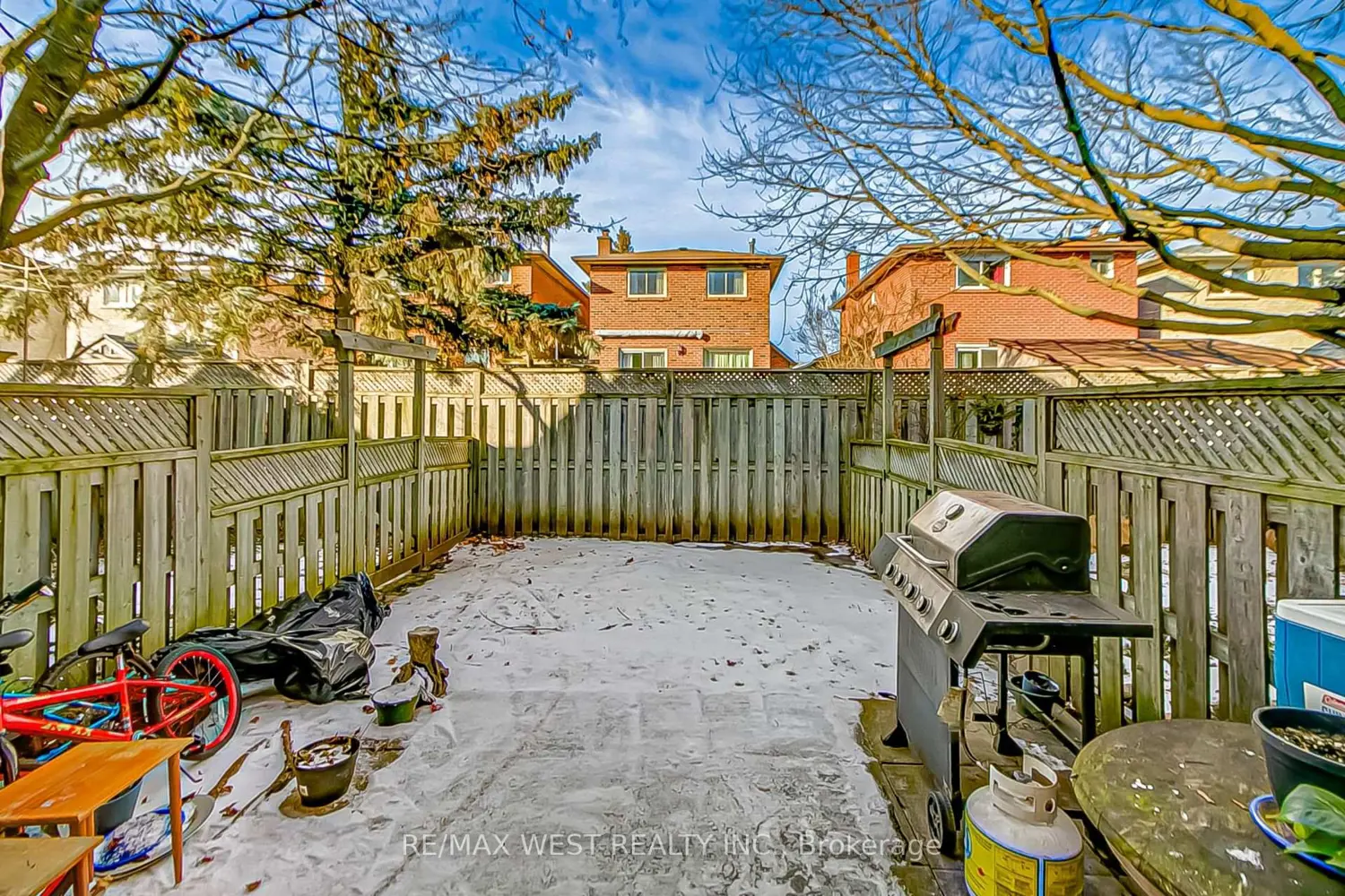 Additional image 20 of 6400 Lawrence Avenue 12
