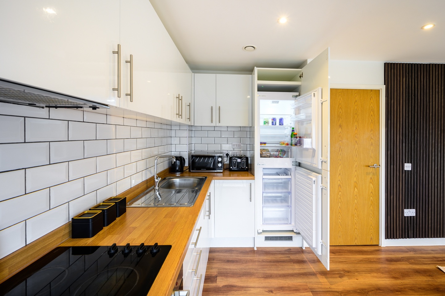 Additional image 12 of 2 Bed Flat, Trafford Road, M5, N1 7GU