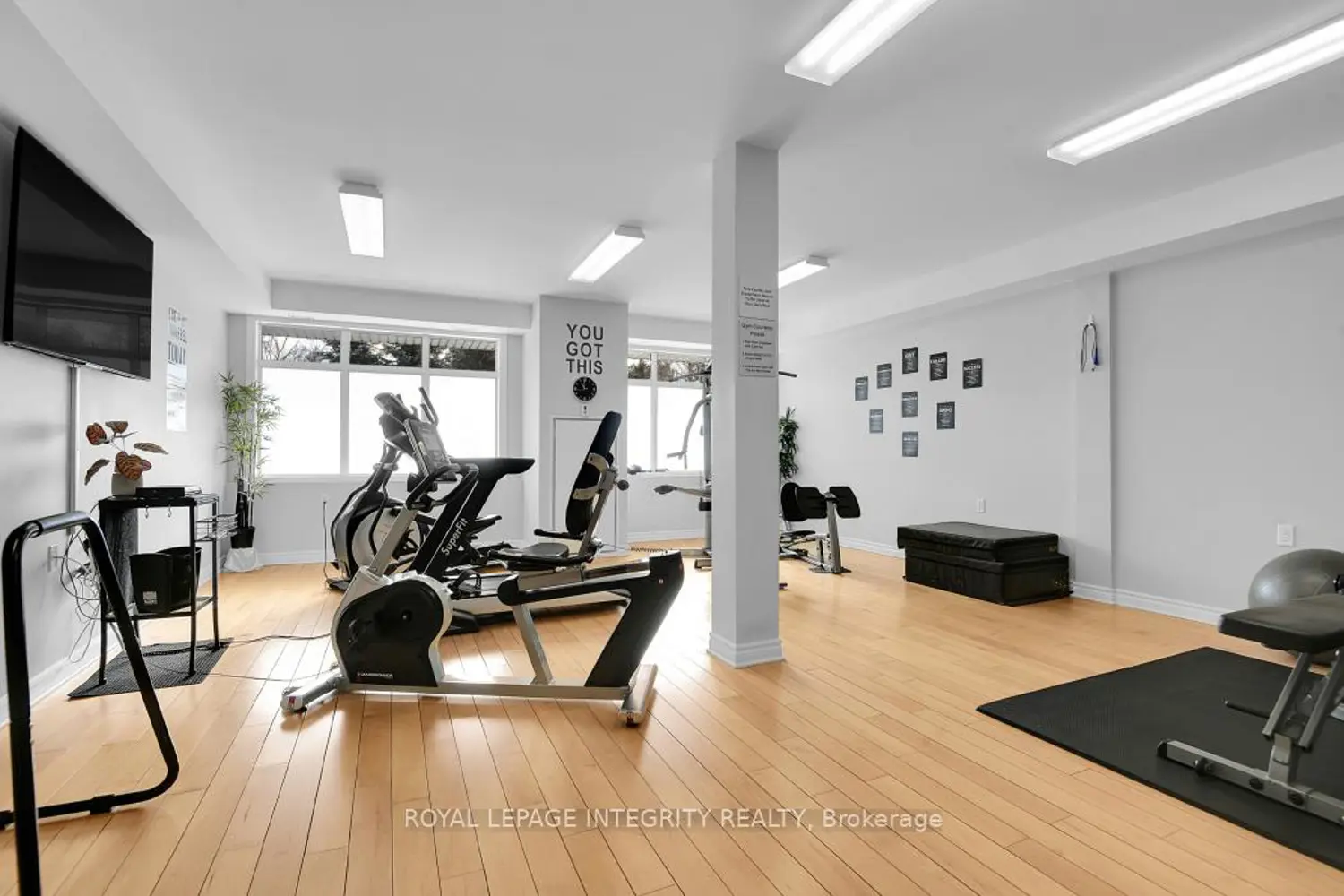 Additional image 18 of 3684 Fallowfield Road 102