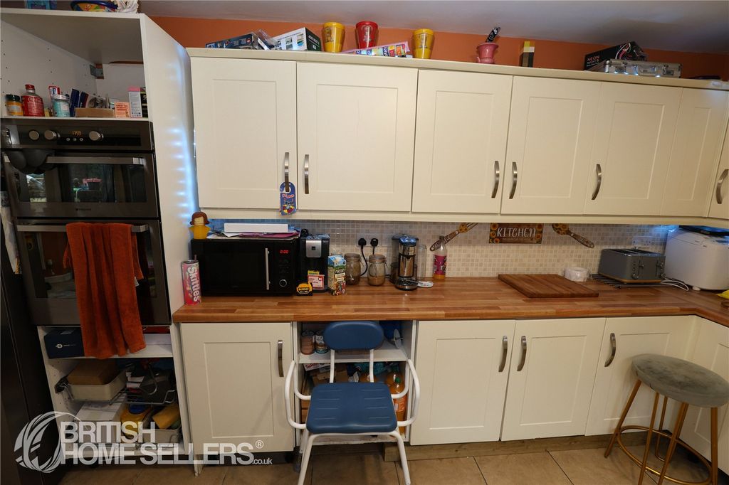 Additional image 4 of 5 bed detached house for saleReservoir Road, Beaufort, Ebbw Vale, Blaenau Gwent NP23