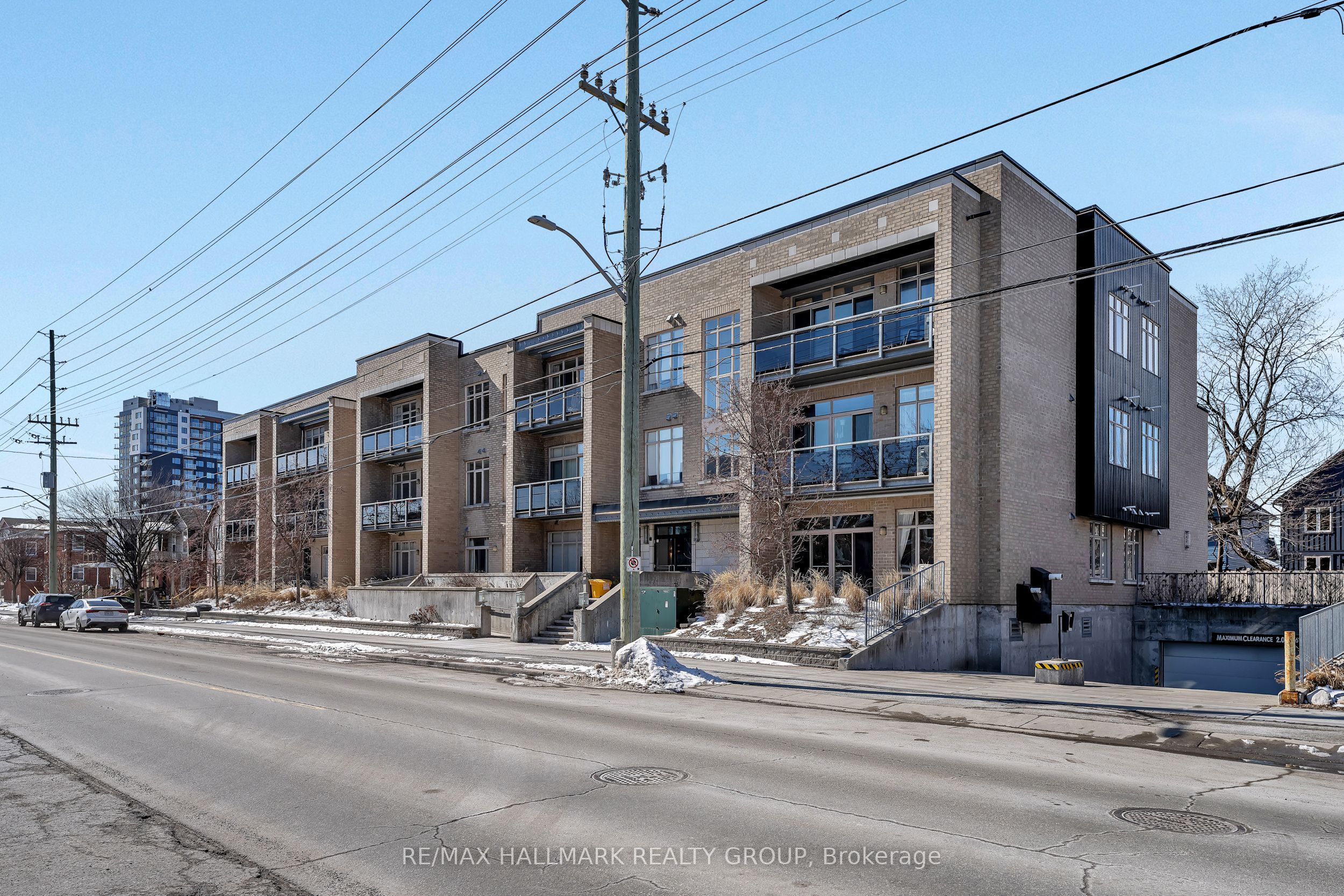 310-682 Churchill Avenue, Ottawa, ON, K1Z 5G5