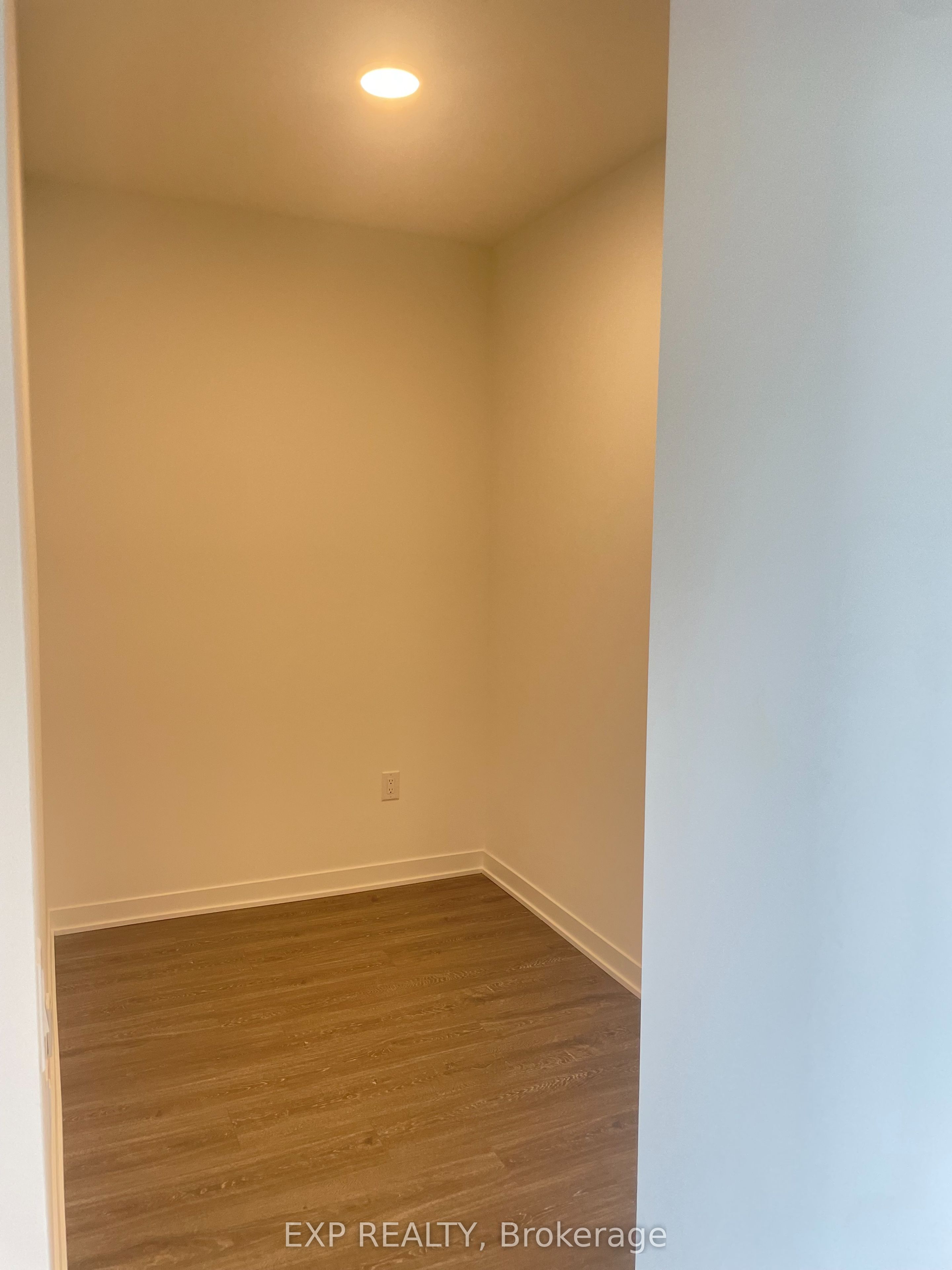 Additional image 6 of 309-2495 Eglinton Avenue W, Mississauga, ON, L5M 2T2