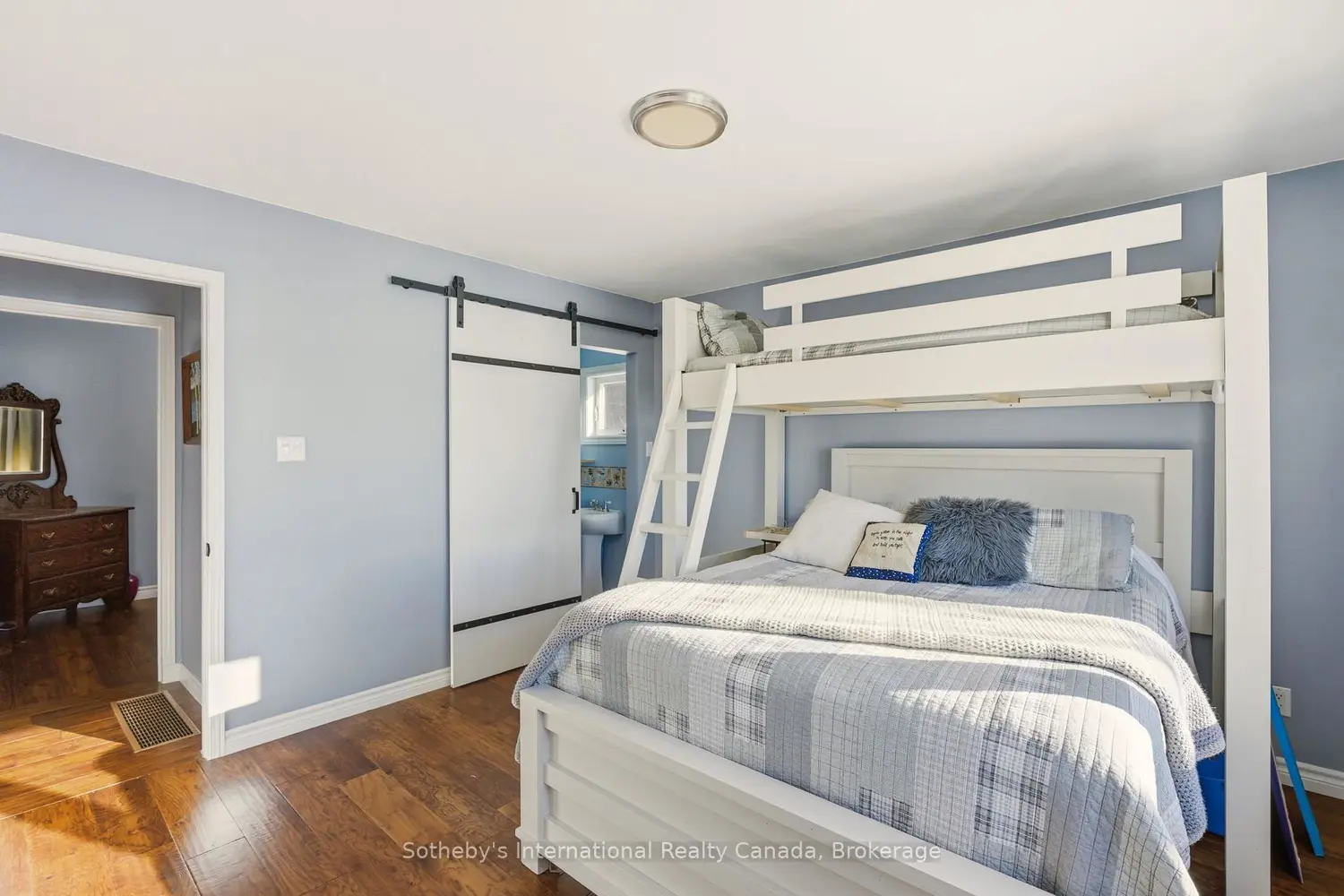 Additional image 11 of 126 Chapman Drive