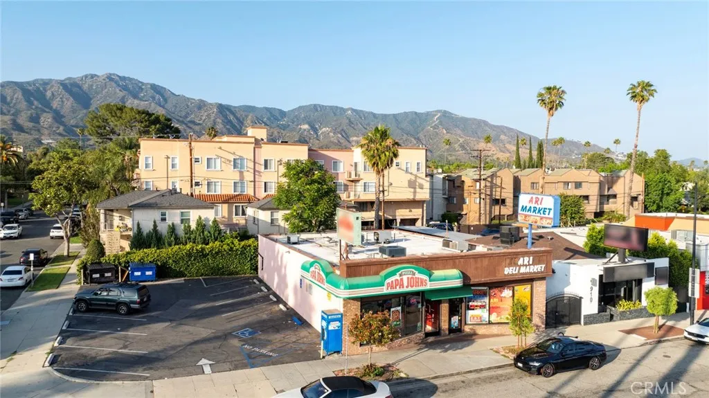 Primary image of 906 S Gkenoaks Boulevard, Burbank, CA 91502