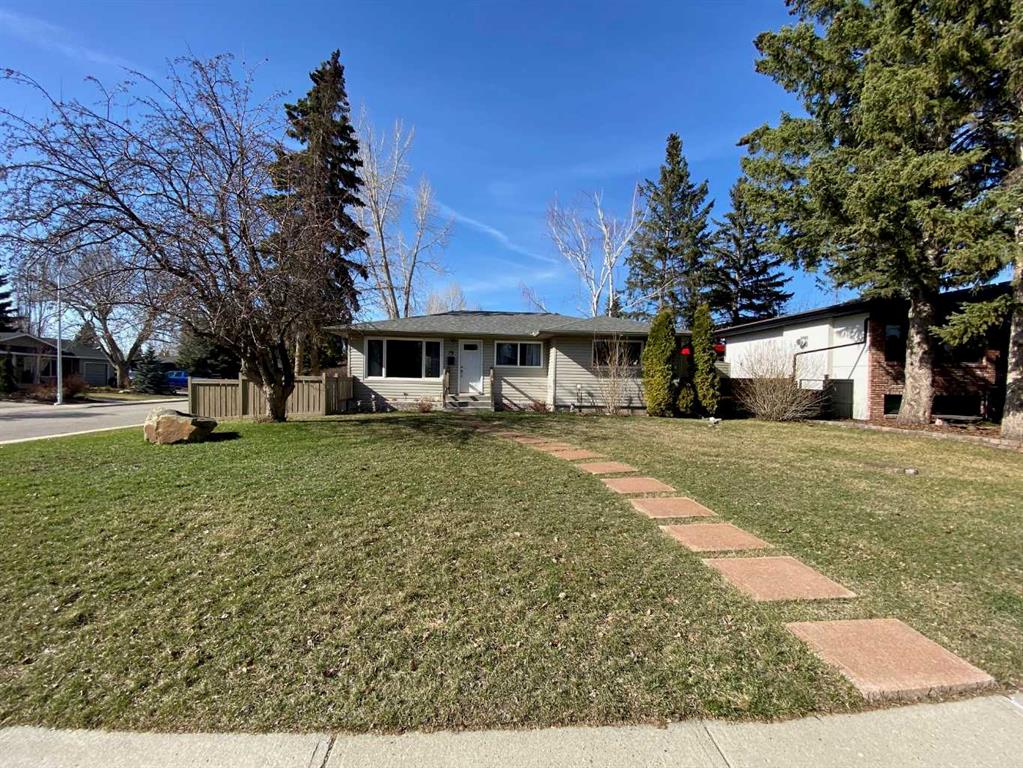 Additional image 3 of 79 Hillary Crescent SW, Calgary, AB, T2V 5J3