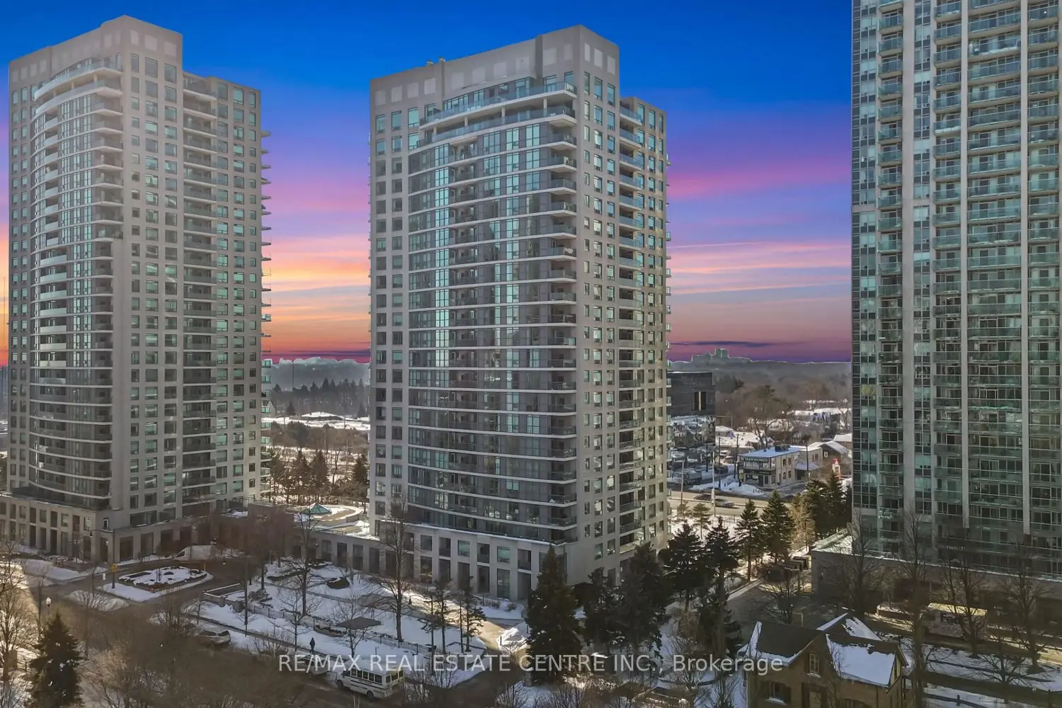 Additional image 17 of 30 Harrison Garden Boulevard 1605