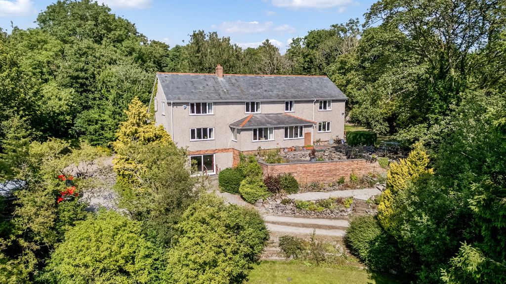 5 bed detached house for saleLlanarmon-Yn-Ial, Mold, Denbighshire CH7