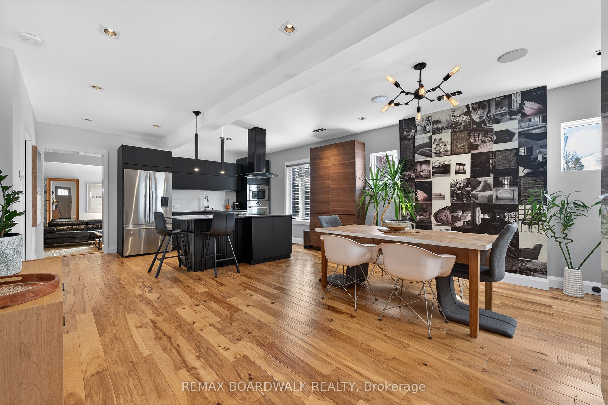 Additional image 5 of 154 Queen Mary Street, Ottawa, ON, K1K 1X5