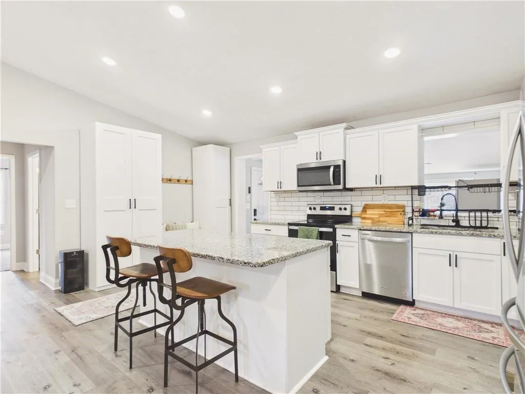 Additional image 5 of 879 Lee Road 230, Phenix City, AL 36870