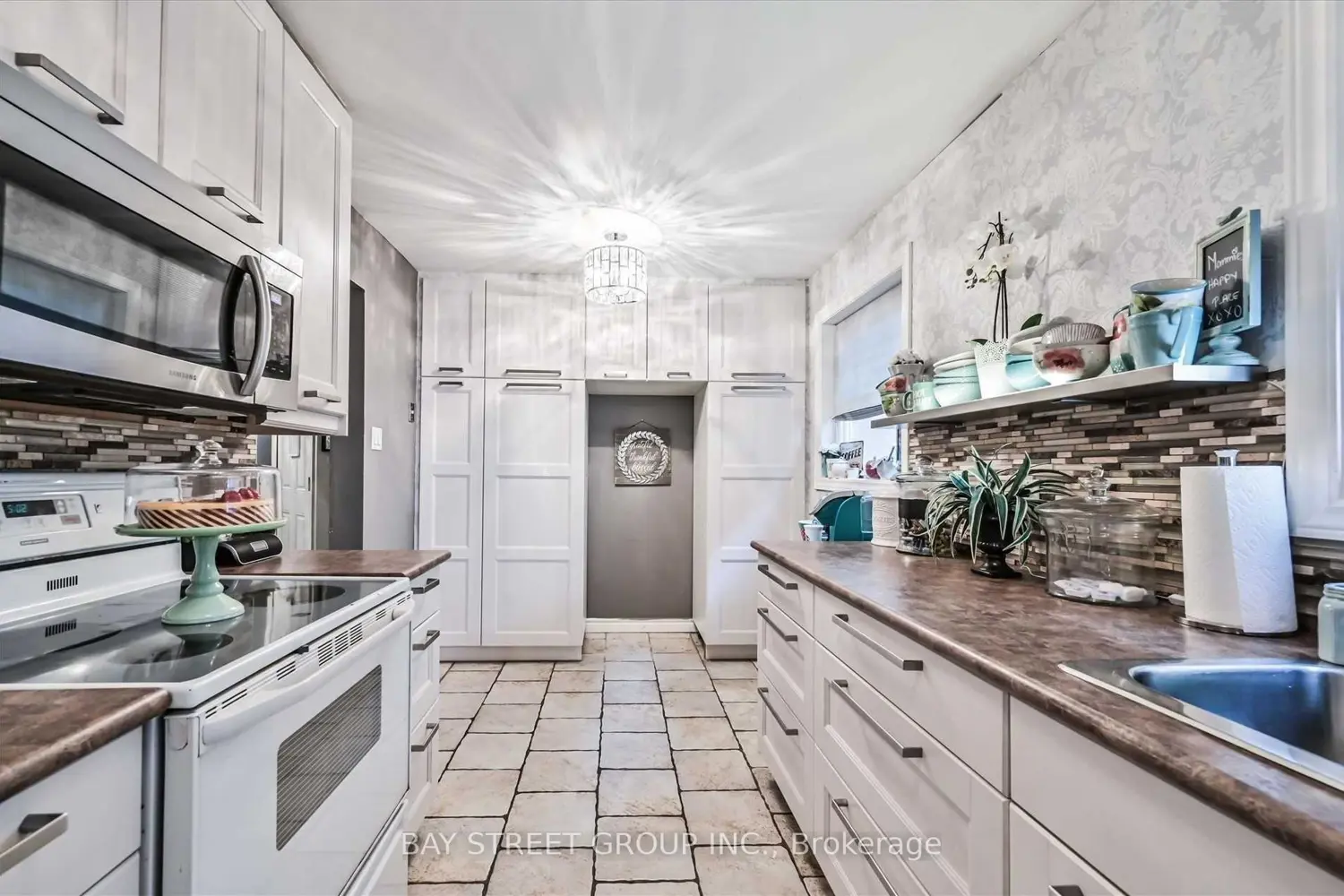 Additional image 3 of 39 Barrington Crescent