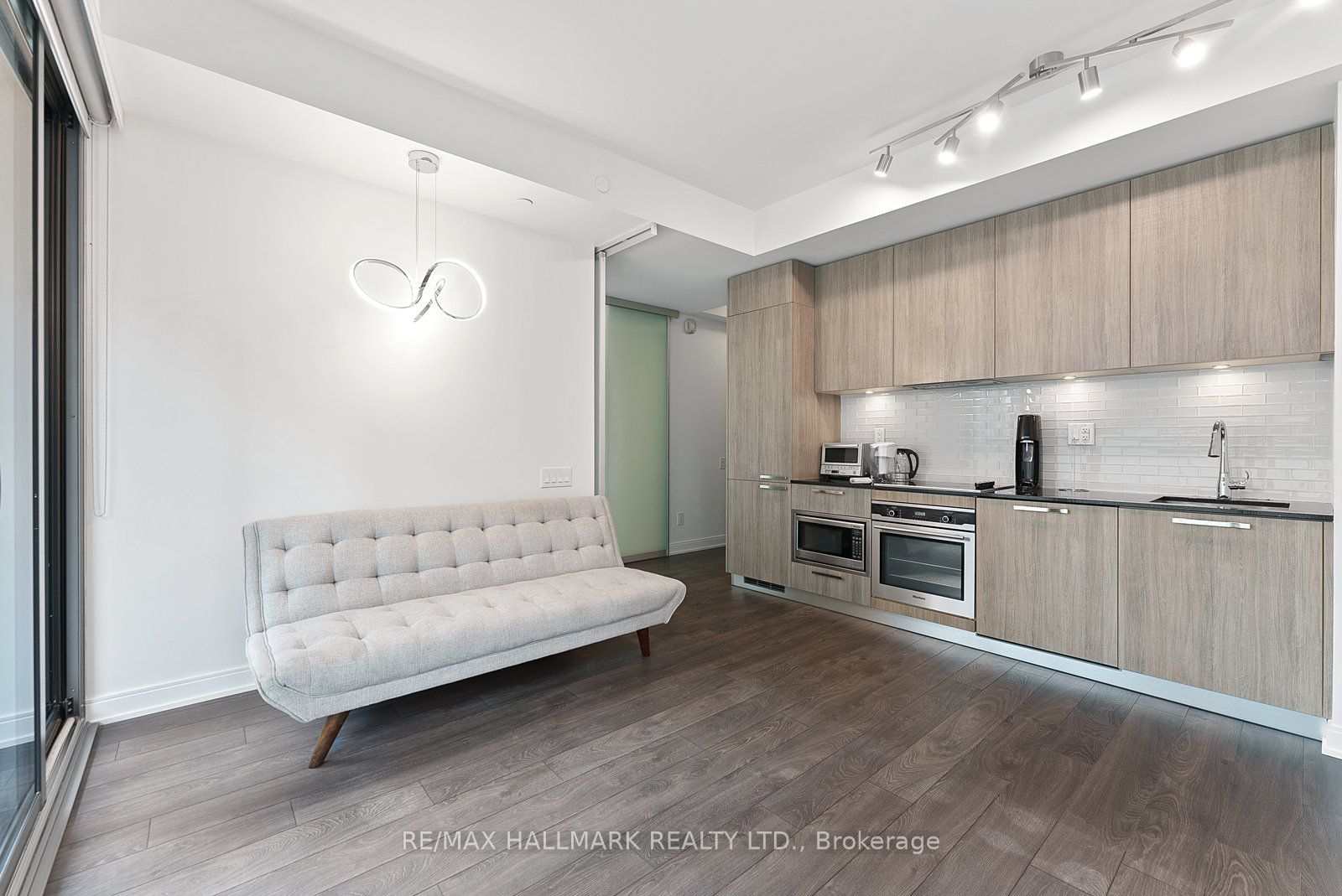 Additional image 6 of 601-50 Charles Street E, Toronto, ON, M4Y 0C3