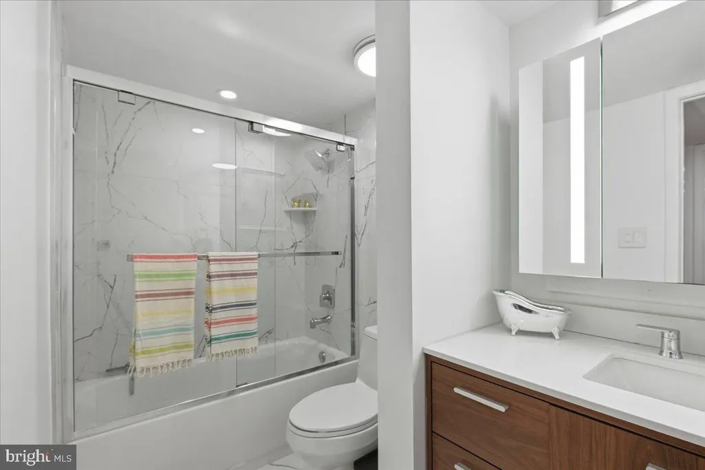 Additional image 8 of 2141 Wisconsin Avenue NW Unit 202, Washington, DC 20007