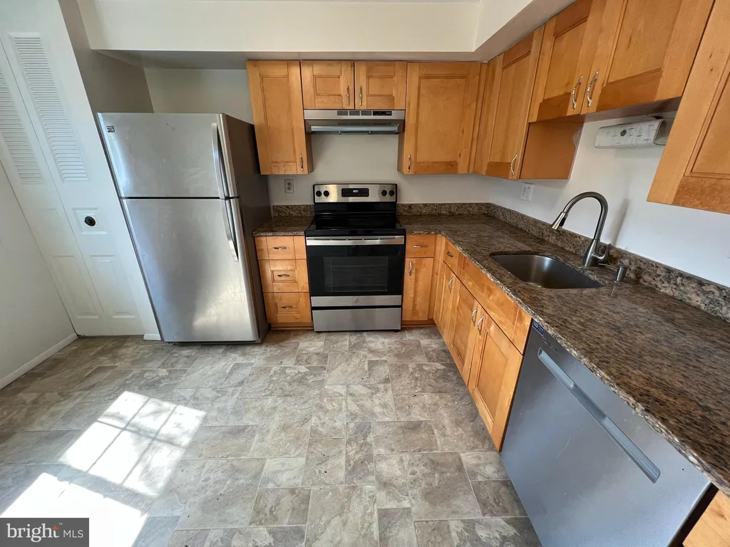 Additional image 3 of 7728 Havenside Terrace, Rockville, MD 20855