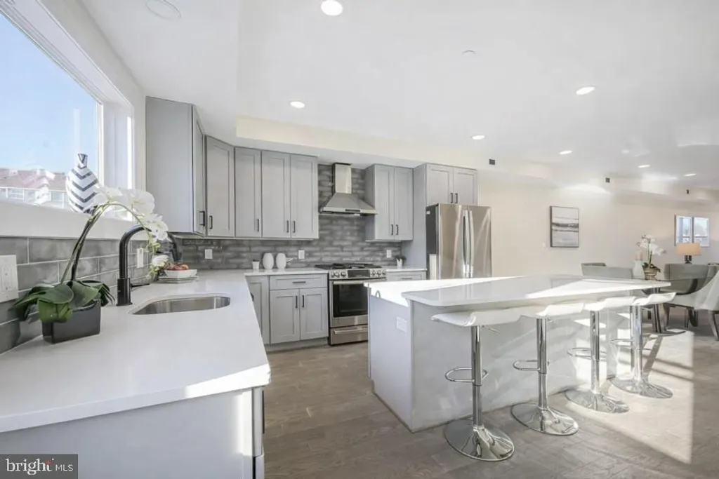 Additional image 9 of 3552 Warder Street NW Unit 2, Washington, DC 20010