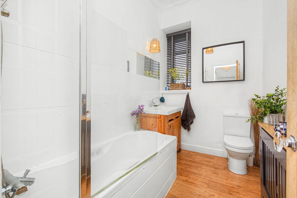 Additional image 9 of 2 bed flat for sale47/4 March Street, Peebles EH45