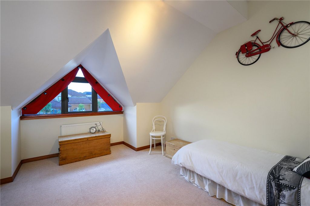 Additional image 18 of 6 bed detached house for saleCraigfoot Walk, Kirkcaldy, Fife KY1