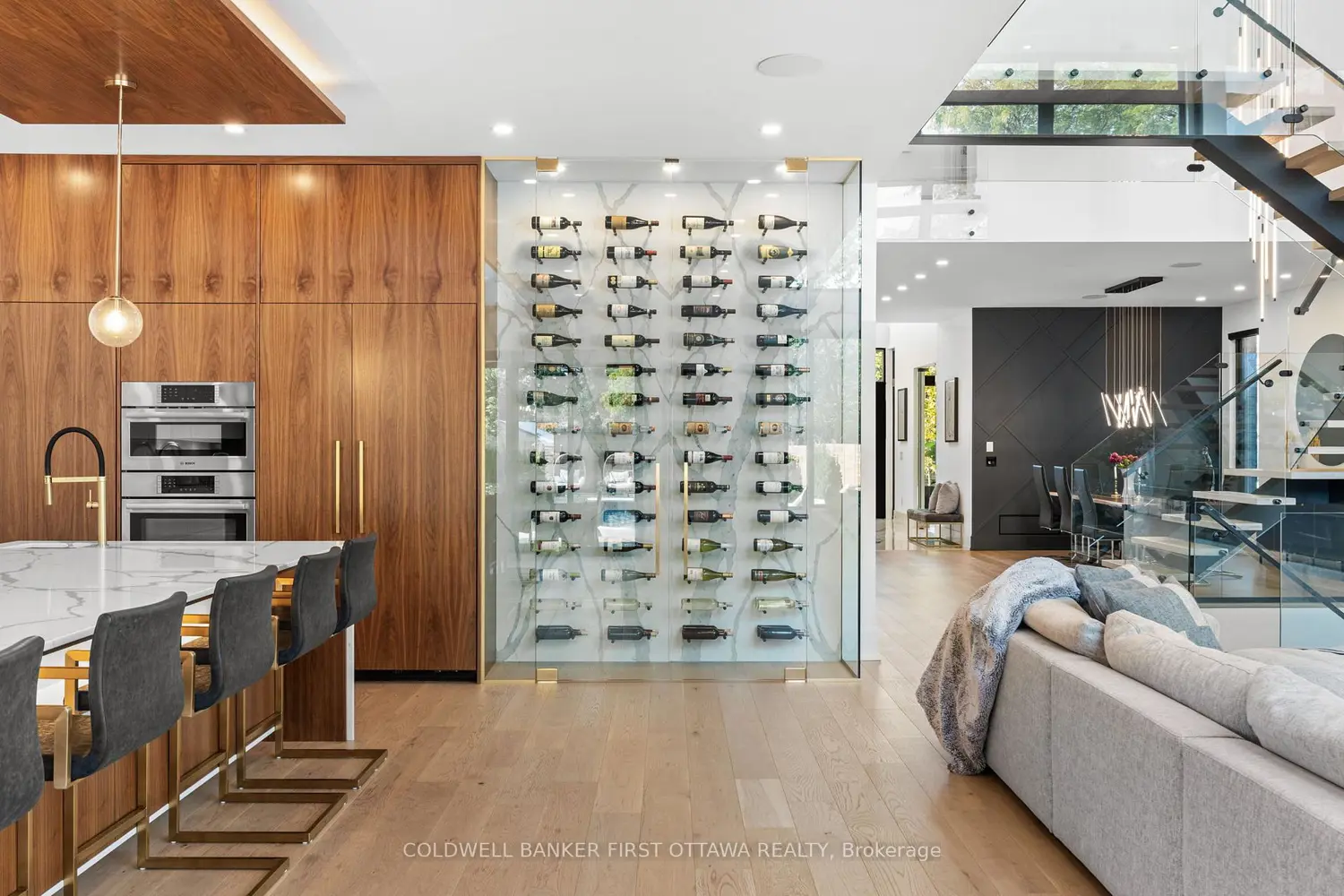 Additional image 10 of 1124 Normandy Crescent