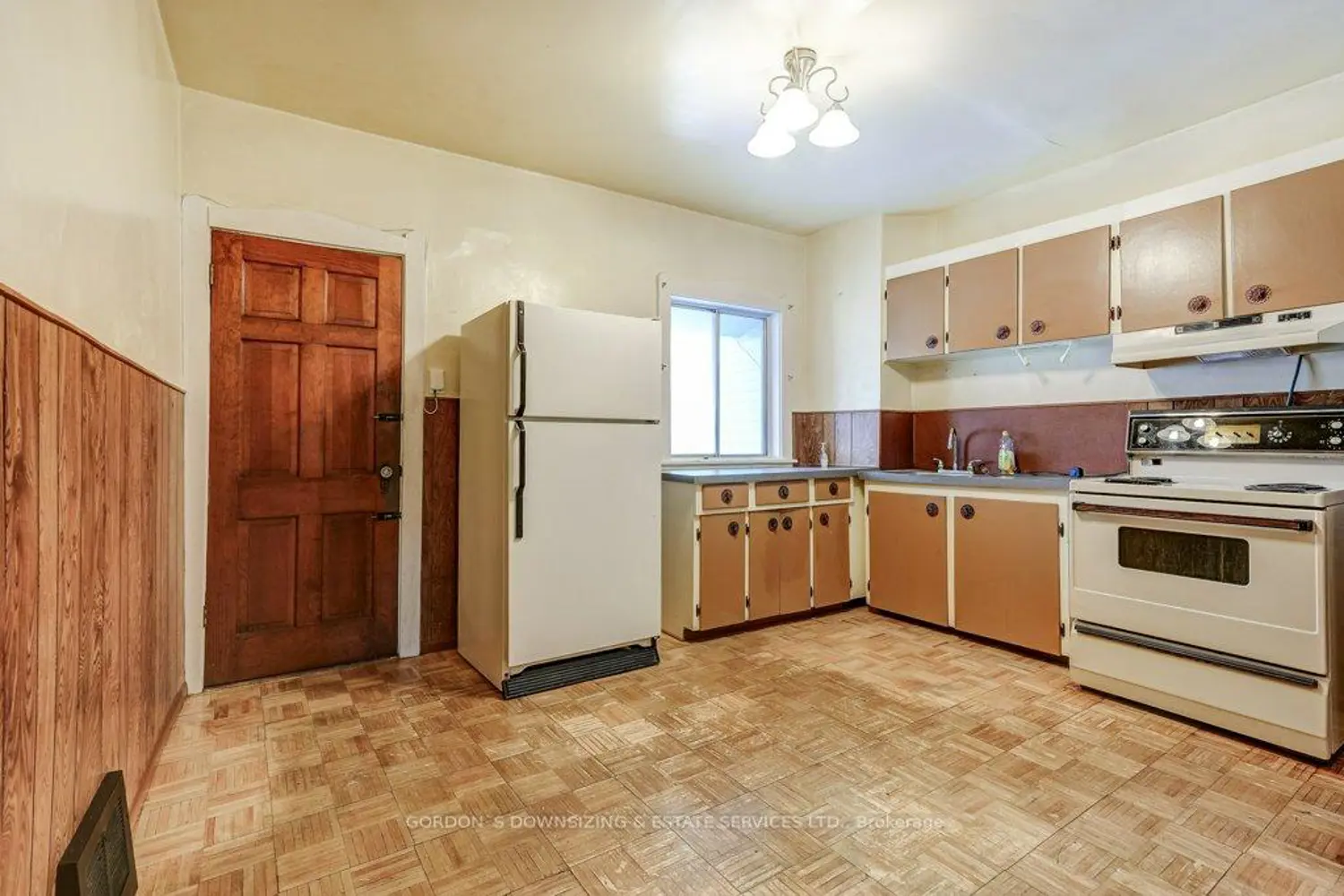 Additional image 6 of 203 Donlands Avenue