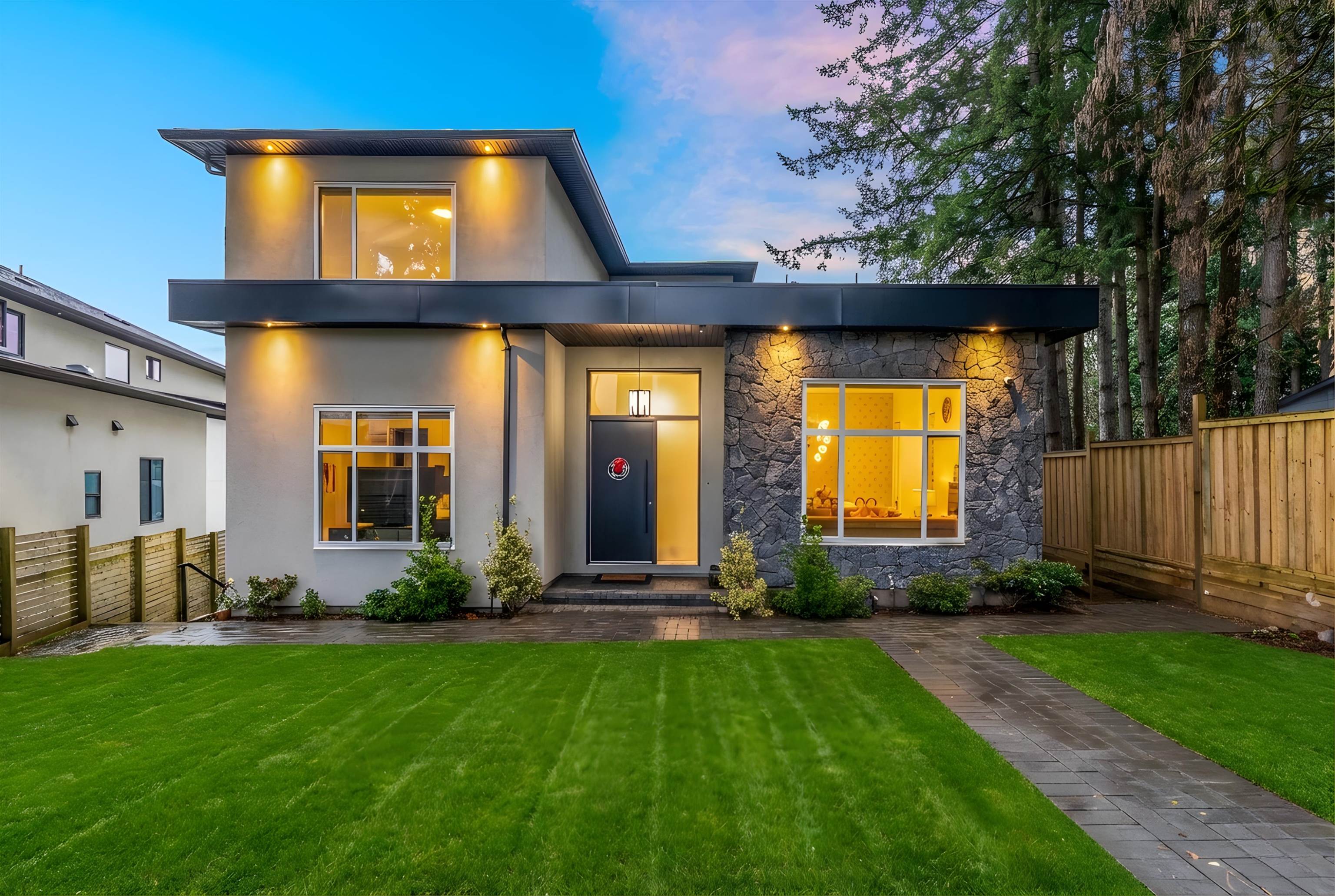 13995 79a Avenue, Surrey, BC, V3W 2Z5