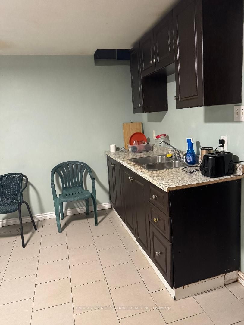 Additional image 3 of 52 Judith Crescent, Brampton, ON, L6S 3J4