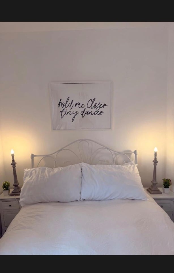 2 Bed Terraced House, Chalk Farm Road, NW1, N1 7GU