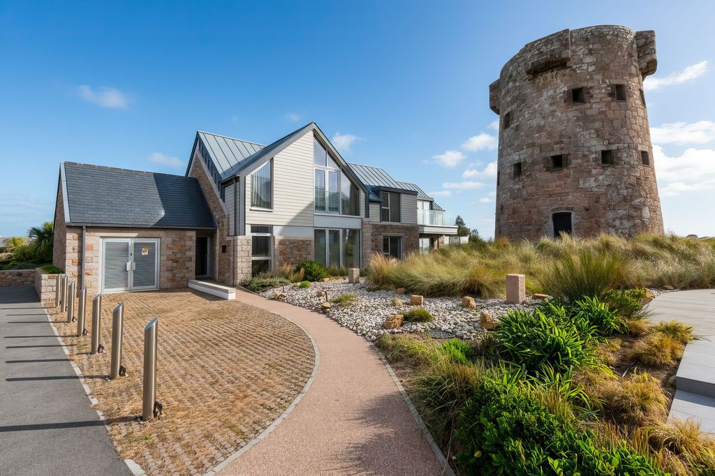 2 bed flat for sale11 Tower View - The Waves, Grouville JE3