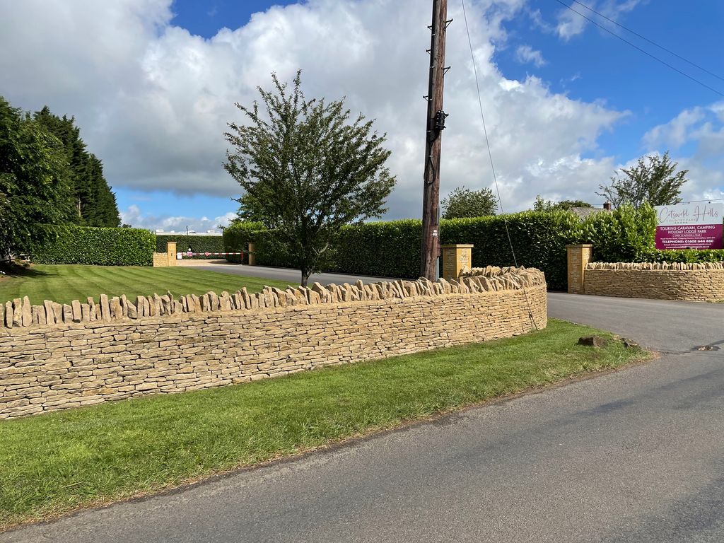 Additional image 10 of 3 bed bungalow for saleCotswold Hills Country Park, Chipping Norton OX7