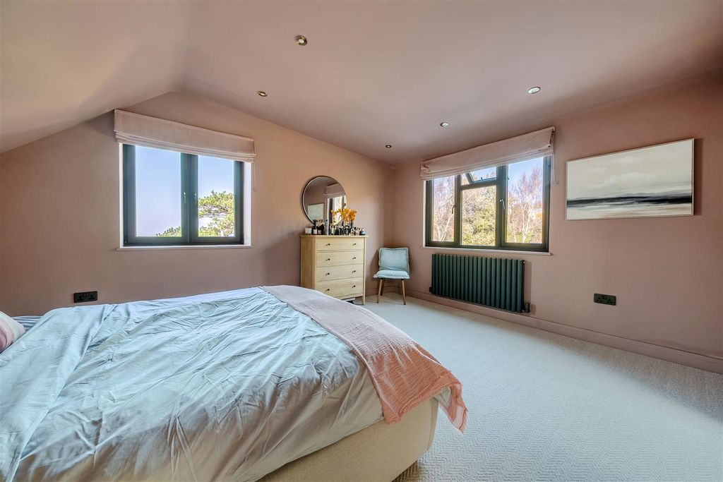 Additional image 21 of 4 bed semi-detached house for saleEdgehill Road, Clevedon BS21