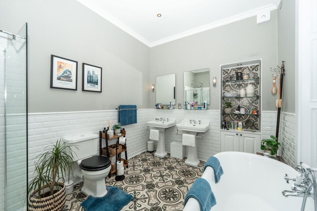 Additional image 36 of 6 bed detached house for saleSwan Road, Kirkcaldy KY1