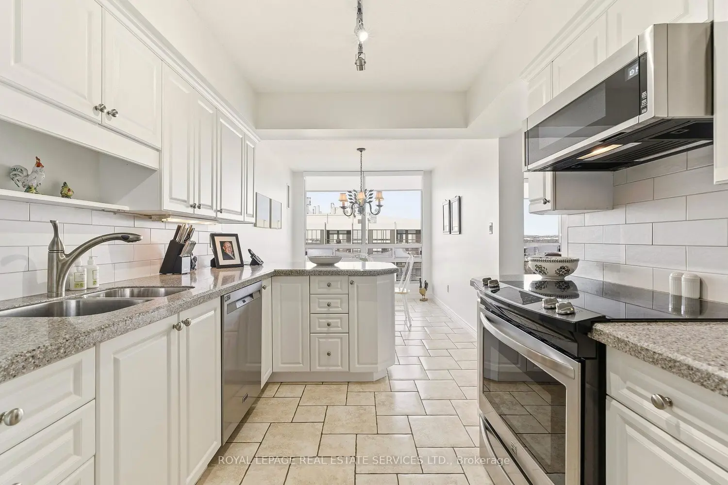 Additional image 9 of 2180 Marine Drive 1602