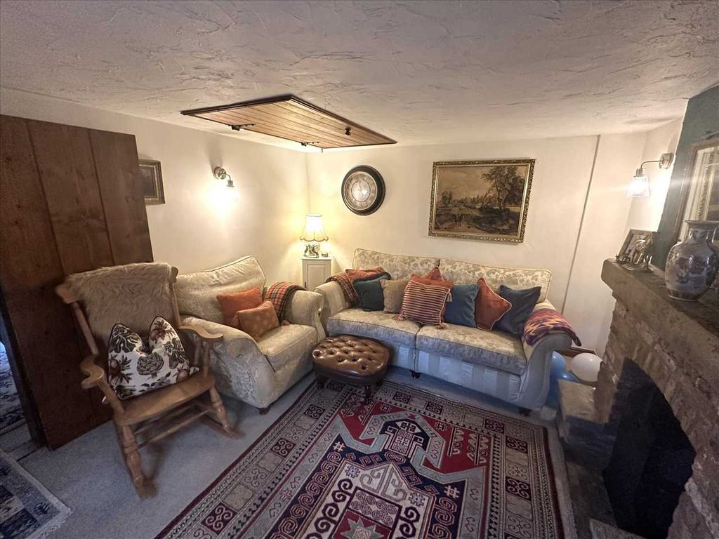 Additional image 5 of 2 bed detached house for saleChapel Lane, Scunthorpe DN17
