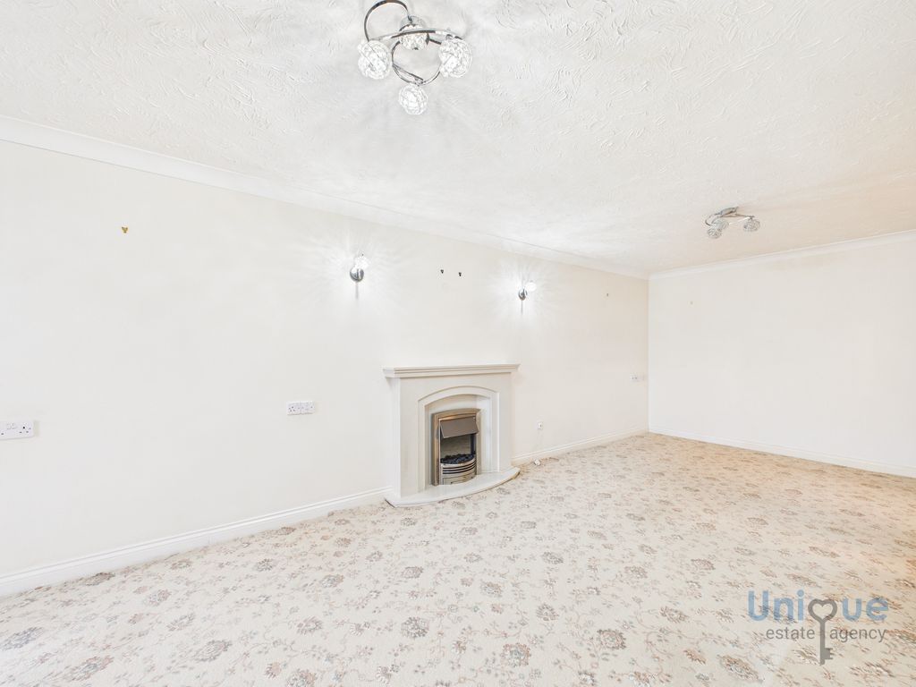 Additional image 3 of 2 bed flat for saleClifton Drive South, Lytham St. Annes FY8