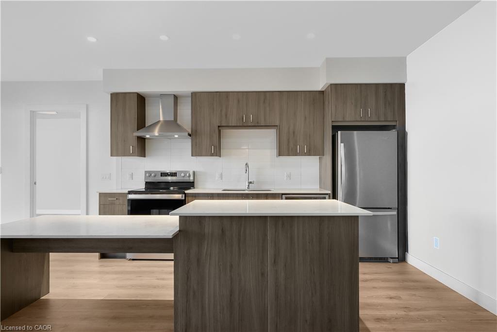 710-15 Glebe St , Cambridge, ON, N1S 0C3