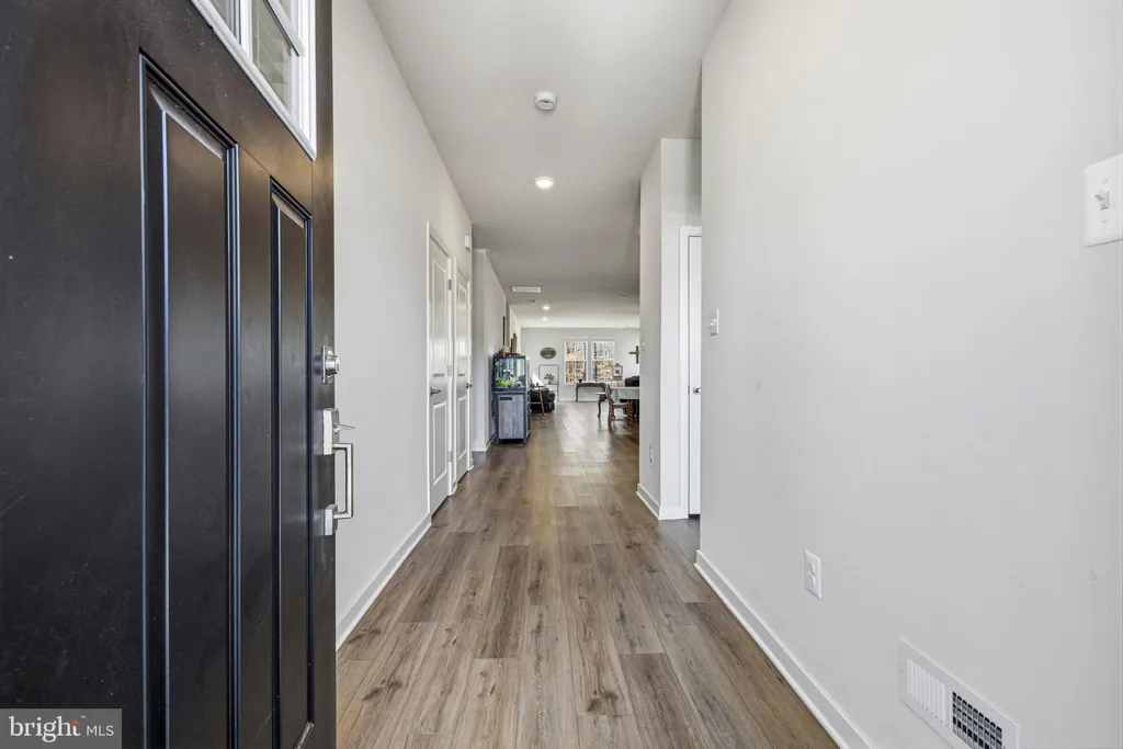 Additional image 6 of 1001 Shannon Falls Drive, Newark, DE 19702